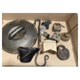 Vintage lox/cast-iron lid/bucket