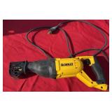 DeWalt saw saw