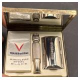 Vintage Gillette stainless steel shaver in case