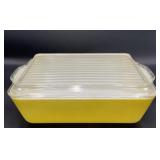 Pyrex covered dish with lid (lid)is chipped 9ï¿½