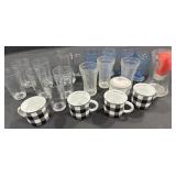 Large amount of Coffee mugs/tall glasses/vase