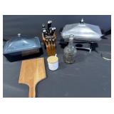 Kitchen items, knives, cutting board