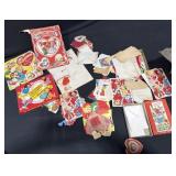 Large amount of vintage valentine cards
