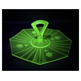 Green depression uranium center plate with handle