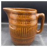 Vintage brown crockery pitcher 7ï¿½