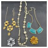 Large mom costume jewelry