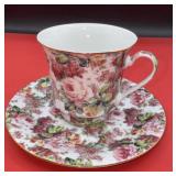 Teacup/saucer