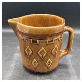 Pottery pitcher 5ï¿½