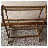 Oak oak quilt rack