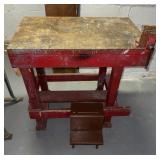 Small workbench with vice