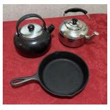 Large cast-iron skillet/teapot