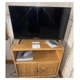 32ï¿½ Vizio flat screen tv stand and dvd player