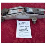 4000 pound hydraulic floor jack