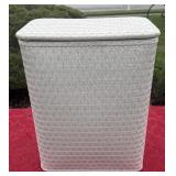 Laundry hamper basket