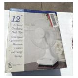 12 inch oscillating fan in box