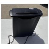 Paper shredder