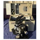 Ernst Leitz Wetzlar Germany microscope in box