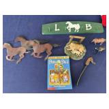 Horse figures/box lot