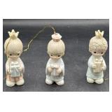 Figurine ornaments