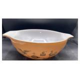 Pyrex 4 Qt mixing bowl does have scratches