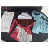 Vintage aprons/linens