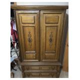 Mid-century dresser 38' w 67,5 tall