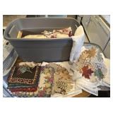 Huge amount of tablecloth placemats linens
