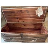 Lane cedar padded chest