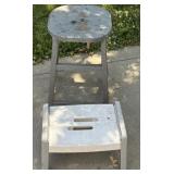Metal stool/plastic step