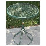 Metal patio side stand