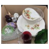 Collectible glassware lot  green/ ruby red