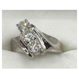 14 KT white gold Diamond ring 4.1 DWT