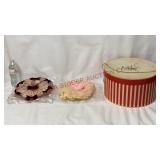 Vintage Ladies Veil Hats & Striped Hat Box