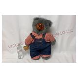 Vintage Robert Raikes Huckle Bear #5446 w Tag