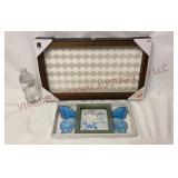 Scalloped Photo Display & Butterfly Hope Wall Art