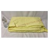 Vintage Limoncello Twin Size Quilted Bedcover