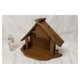 Vintage Wooden Nativity Stable / Manger - 20" Wide