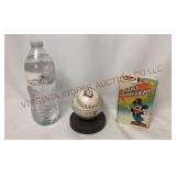 Tony Tiger Baseball & Mickey Mousekabank