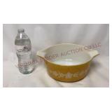 Vintage Pyrex Butterfly Gold 475-B Casserole