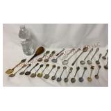 Vtg Oyster Shucking Knife & Flatware Assortment
