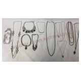Fashion & Costume Jewelry - Necklaces - 12