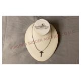 Jewelry - Sterling Silver Necklace w Cross Pendant