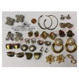 Jewelry - Fashion & Costume Earrings - 18 pair