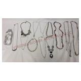 Fashion & Costume Jewelry - Necklaces - 12