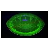 Anchor Hocking Cameo 10' Oval Bowl - Glows!!!
