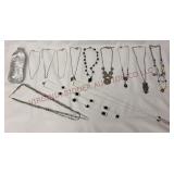 Fashion & Costume Jewelry - Necklaces - 12