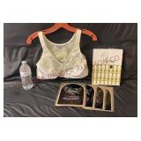 Vintage Exquisite Form Bra & NOS Hosiery (4)