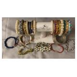 Jewelry - Fashion & Costume Bracelets - 25