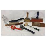 Tools - Brushes, Scraper, Mallet & Float