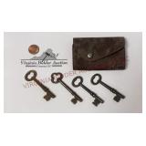 Genuine Pigskin Advertising Holder w Skeleton Keys